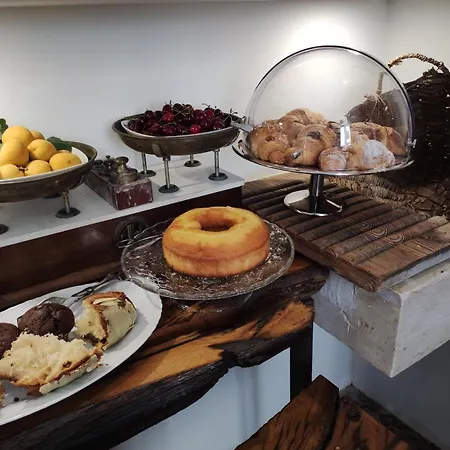 & Breakfast Destination Трапани