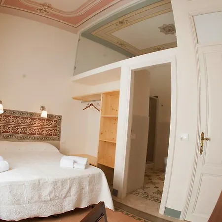 & Breakfast Destination Трапани